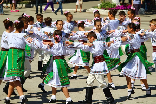 Balti Moldova 2019 Június Népi Autentikus Ünnep Nemzeti Jelmez Napja — Stock Fotó