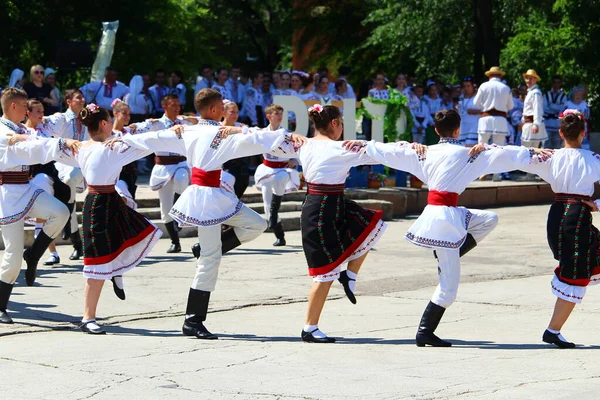 Balti Moldova 2019 Június Népi Autentikus Ünnep Nemzeti Jelmez Napja — Stock Fotó