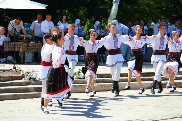 Balti Moldavsko Června 2019 Folklórní Svátek Den Národního Kostýmu Lidé — Stock fotografie