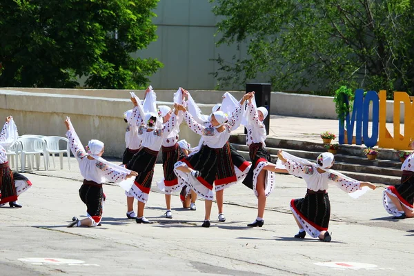 Balti Moldavsko Června 2019 Folklórní Svátek Den Národního Kostýmu Lidé — Stock fotografie