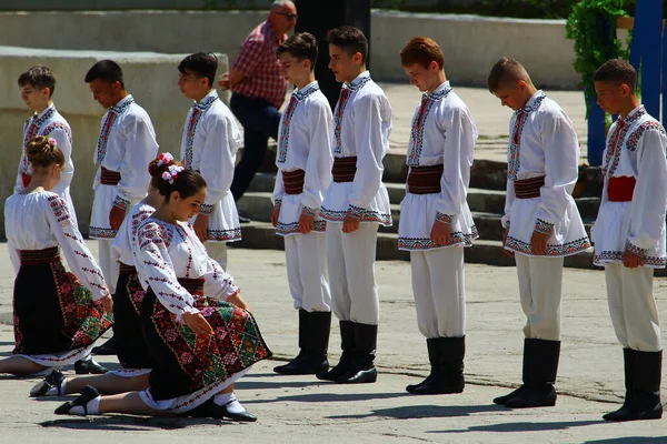Balti Moldavia Junio 2019 Folklore Auténtica Fiesta Día Del Traje —  Fotos de Stock