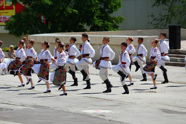 Balti Moldavsko Června 2019 Folklórní Svátek Den Národního Kostýmu Lidé — Stock fotografie