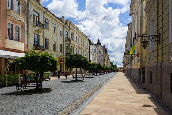 Tchernivtsi Ukraine 1Er Juillet 2018 Rue Piétonne Kobylyanskaya Allée Bien — Photo