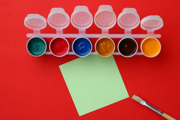 Pegatina Limpia Para Texto Pincel Fondo Frascos Multicolores Pintura Lugar —  Fotos de Stock