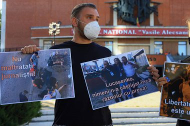 13 Ağustos 2020 Balti, Moldova Belarus 'tan meslektaşlarını destekleyen gazeteciler protestosu. Şiddete karşı kitle medyası