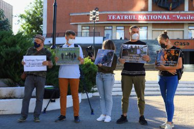 13 Ağustos 2020 Balti, Moldova Belarus 'tan meslektaşlarını destekleyen gazeteciler protestosu. Şiddete karşı kitle medyası