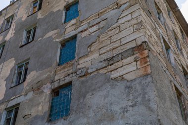 Eski korkunç grunge kıyamet sonrası arkaplanını yok etti