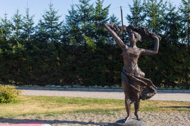 21 Eylül 2020 Chisinau Moldova Anıtı Central City Park botanik bahçesinde. İllüstrasyon Editörü