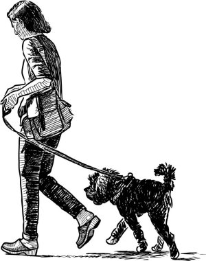 Bir townswoman ve köpeğini yürüyüşe üzerinde gitmek