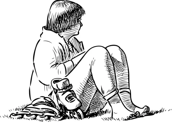 芝生の草で休んで都会の女性のスケッチ — ストックベクタ