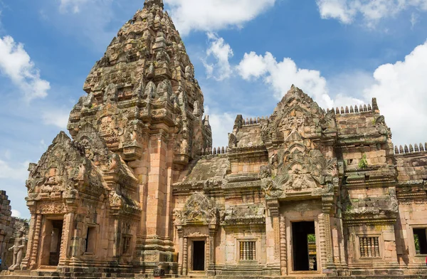 Khao Phanom basamak Historical Park ünlü turistik Buriram il, Tayland 's.
