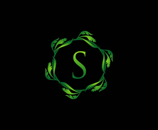 Green Leaf Letter Logo Design Monogramm Logo Einfache Swirl Green — Stockvektor
