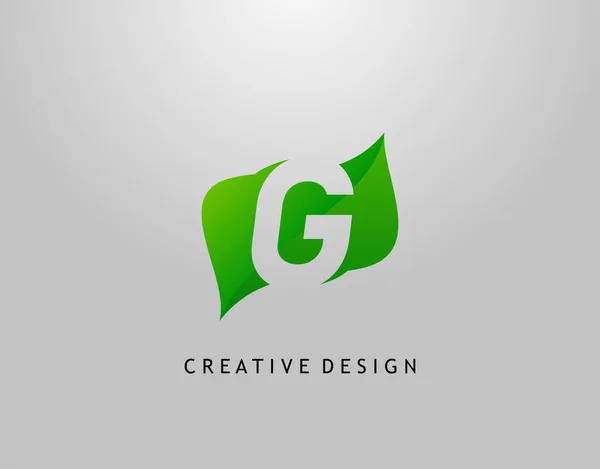 緑のG文字のロゴ 単純な葉形の初期Gの現代抽象 ネイチャー コンセプトデザイン — ストックベクタ
