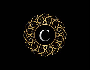 C harfli Altın Kaligrafi Rozeti. Süslü lüks altın logo tasarımı vektör çizimi.