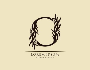 Kaligrafi O Harfi. Zarif kraliyet tarzı. Hat sanatları logosu. Kitap tasarımı için klasik amblem, marka adı, mühür, restoran, butik, otel.  