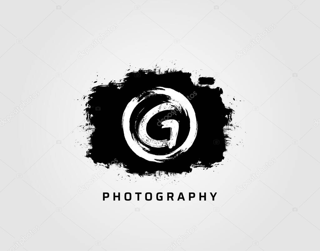Photography letter G logo design concept template. Rusty Vintage Camera Logo Icon.