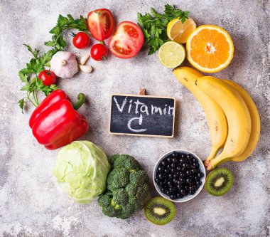 Vitamin C. sağlıklı beslenme içeren gıda