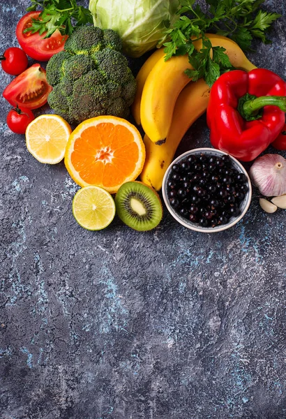 Besinler vitamin C. sağlıklı beslenme zengin