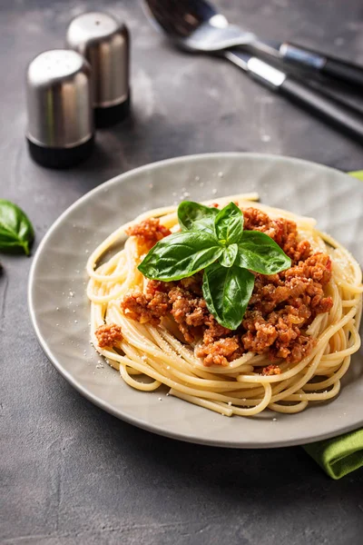 Pasta Bolognese. Spaghetti mit Fleischsoße — Stockfoto