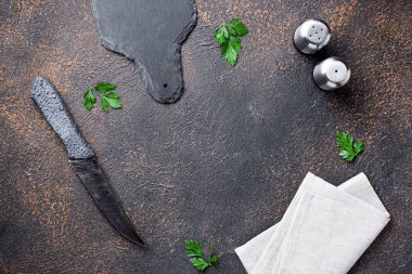 Baharatlar, bıçak ile kesme tahtası mutfak arka plan