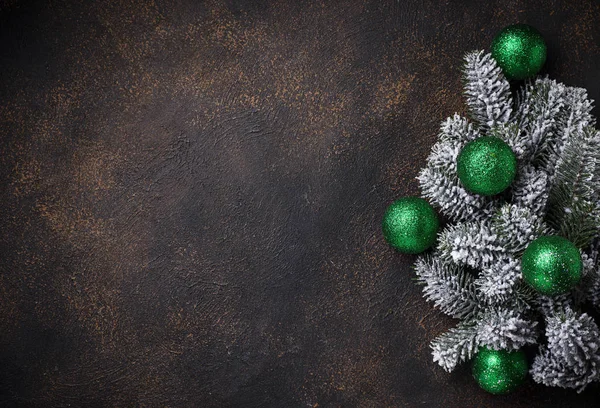 Boże Narodzenie Tło Gałęzi Drzewa Zielone Kulki — Zdjęcie stockowe