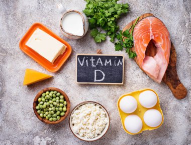 Sağlıklı gıdalar vitamin d üstten görünüm içeren