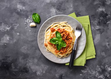 Bolonez makarnası. Et soslu spagetti. Geleneksel İtalyan yemeği