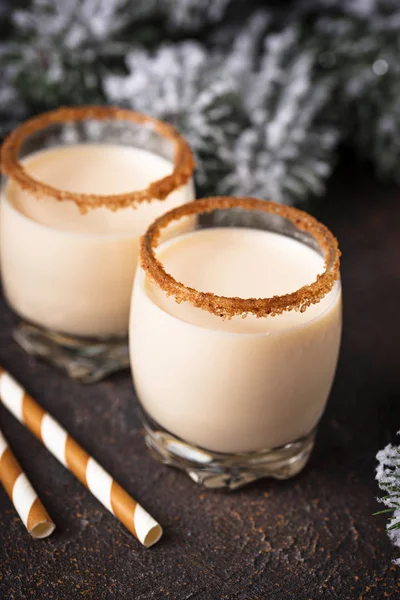 Natal Tradicional Bebida Inverno Eggnog Óculos Com Aro Cacau — Fotografia de Stock