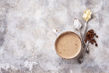 Kurşun geçirmez kahve. Ketogenic düşük carb içki