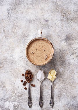Kurşun geçirmez kahve. Ketogenic düşük carb içki