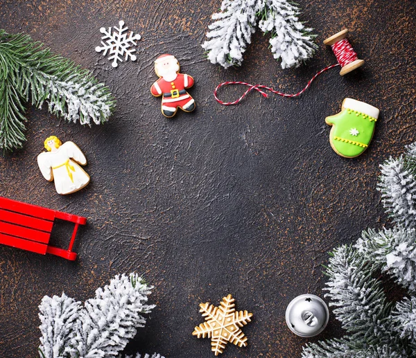 Galletas de jengibre de Navidad. Fondo festivo — Foto de Stock