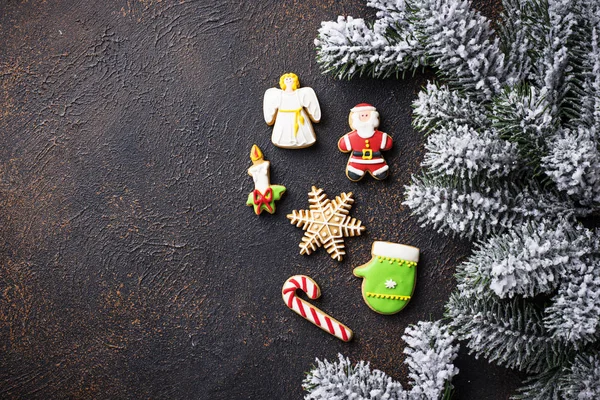 Galletas de jengibre de Navidad. Fondo festivo — Foto de Stock