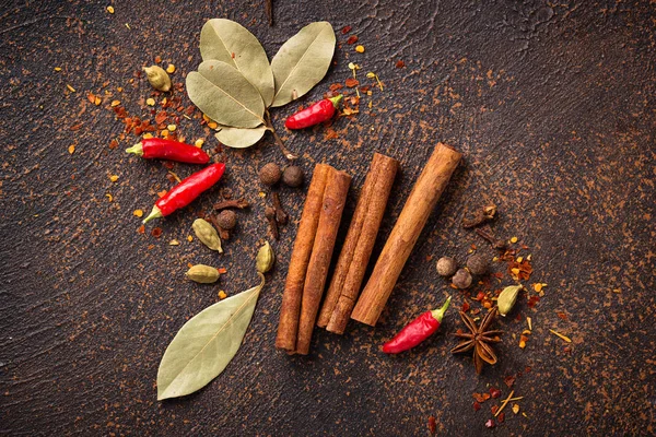 Épices Masala Pour Cuisiner Des Plats Indiens Vue Dessus — Photo