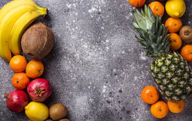 Taze tropikal meyve çeşitleri