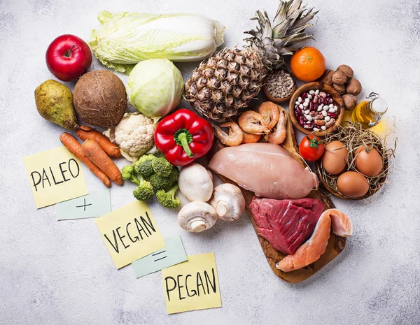 Pegan diet. Paleo and vegan products — Stock Photo, Image