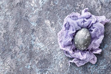 Taş ya da mermer etkisi ile Paskalya yumurtaları