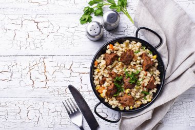 et ve sebzeli bulgur