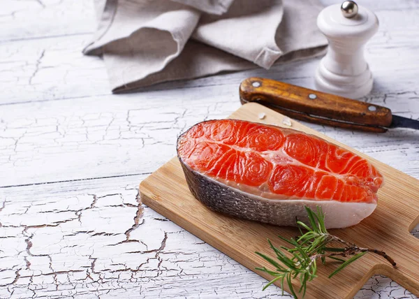 Fresh salmon steak with spices — Stock Photo, Image