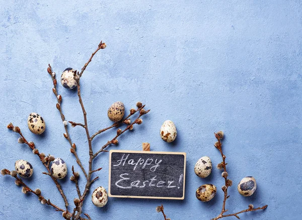 Fond de Pâques avec oeufs de caille — Photo