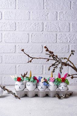 Paskalya yumurta bunny, kedi ve geyik şeklinde