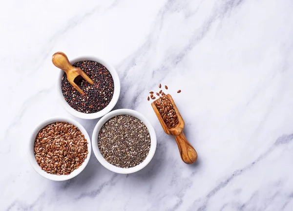 Chia, Quinoa ve Keten tohumları — Stok fotoğraf