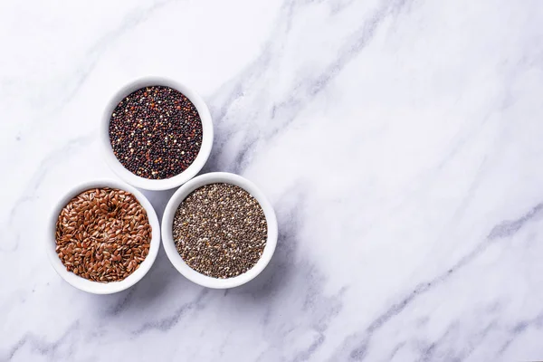 Chia, Quinoa ve Keten tohumları — Stok fotoğraf