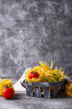 Ham makarna tagliatelle veya Fettuccine