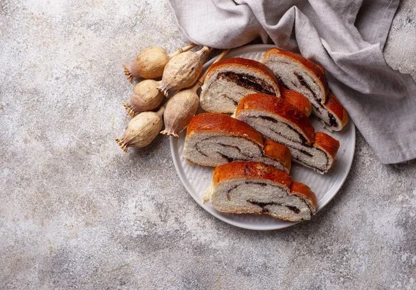 Sweet bread with poppy seeds — Stock Photo, Image