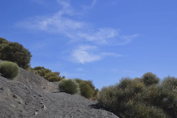 Paisaje de la isla del volcán en Sicilia —  Fotos de Stock