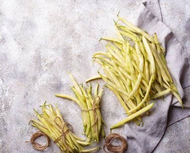 Çiğ taze sarı balmumu fasulye