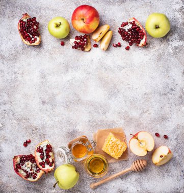 Tatlım, elma ve nar Rosh Hashana için