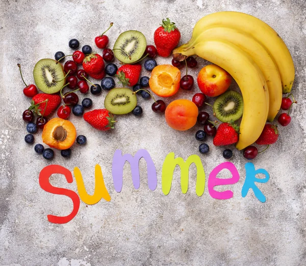 Frukter och bär sommar bakgrund — Stockfoto