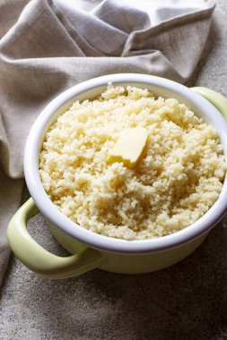 Pot tereyağı ile kuskus