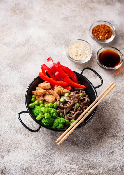 Stir fry soba with meat and vegetables